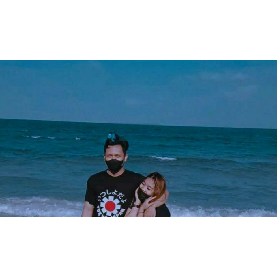 Yeni Farida,28 Tahun dengan kekasihnya.
