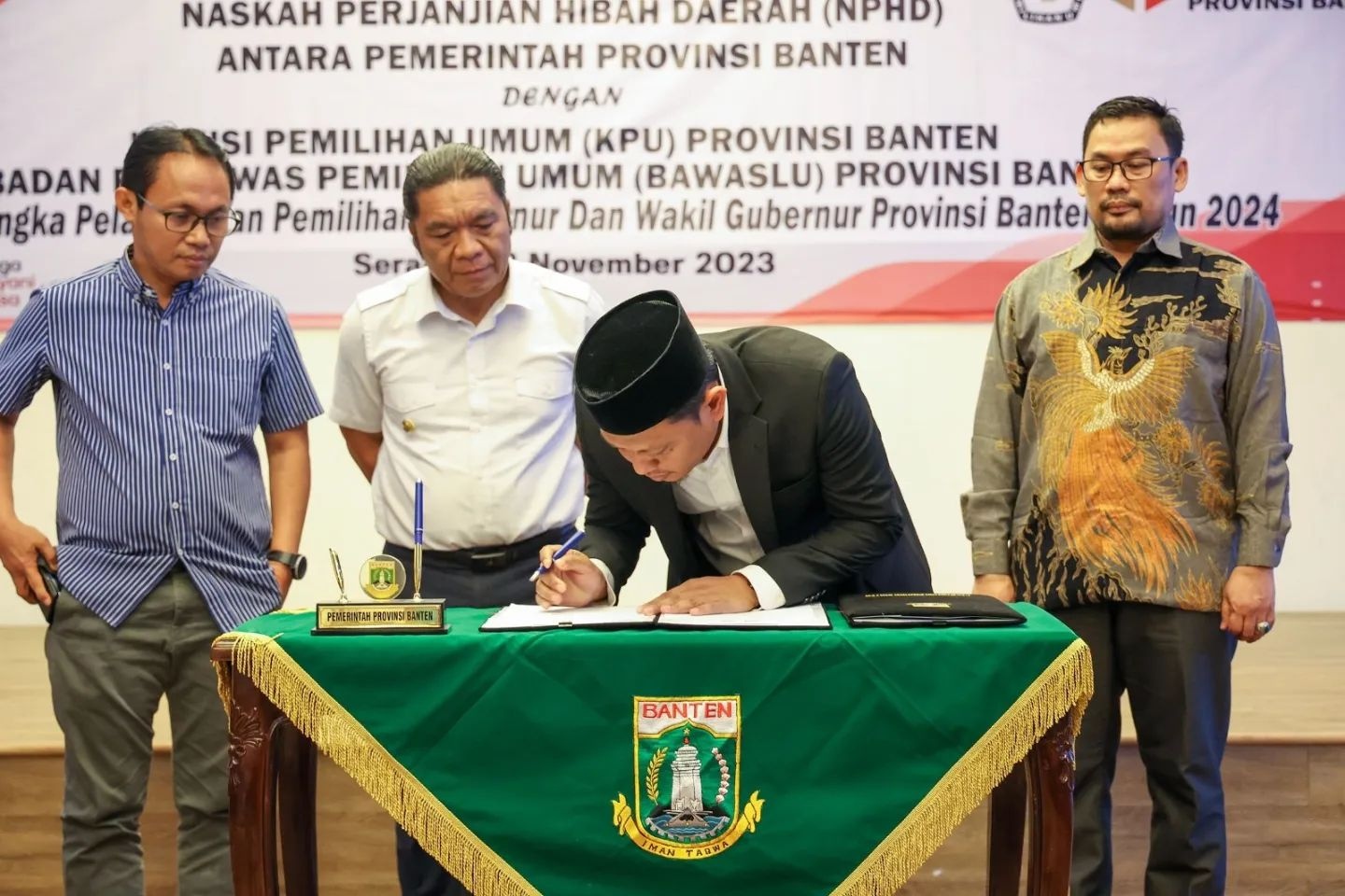 Kpu Dan Bawaslu Banten Terima Dana Hibah Rp Miliar Untuk Pilgub