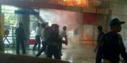 Pintu Lobi Tangcity Mall Terbakar