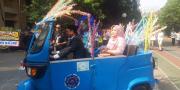 Anggota DPRD Kota Tangerang Ini Naik Bajaj ke Pelantikan
