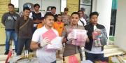 Pencetak & Pengedar Uang Palsu di Tangsel Diciduk Polisi