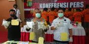 Polisi Tangerang Bongkar Kasus Narkoba, 12 Tersangka & 6 Kg Sabu Diamankan
