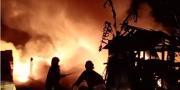 Tempat Pengolahan Limbah di Cikupa Tangerang Ludes Terbakar