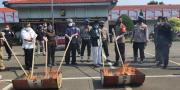 63 Kg Ganja Dibakar Polres Metro Tangerang