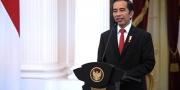 Jokowi Minta OJK Atasi Pinjol Bunga Tinggi yang Rugikan Masyarakat