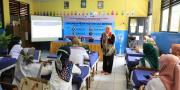 SDN di Kota Tangerang Dilatih Pengajaran Siswa Disleksia