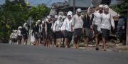 Jalan Kaki Ratusan Kilometer, Masyarakat Badui Dalam Datangi Gubernur Banten