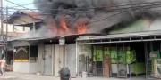 Kebakaran Lapak Usaha di Cipondoh Tangerang Disebut Dipicu Cekcok Rumah Tangga