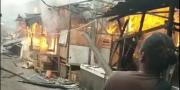 150 Kios di Pasar Ciputat Tangsel Ludes Terbakar
