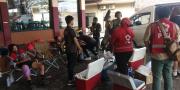 Ambulans PMI Kota Tangerang Kawal Pesepeda dari Jakarta Menuju Bali