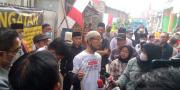 Ganti Rugi Tidak Sesuai, Korban Investasi Datangi Rumah Yusuf Mansur di Cipondoh Tangerang