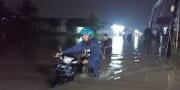 Puncak Hujan di Tangerang, Simak 8 Tips Berkendara saat Banjir