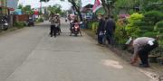 Senggol Truk saat Nyalip, Pemotor Wanita Tewas Hantam Aspal di Jalan Raya Mauk Tangerang