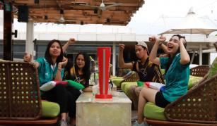 Nikmati Promo Buy 1 Get 2 Sambil Nonton Piala Dunia di Sixth Sense Poolbar Novotel Tangerang