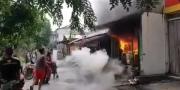 2 Orang Tewas dalam Kebakaran Kios Laundry di Karawaci Tangerang, Ditemukan di Kamar Mandi