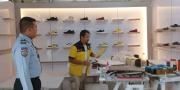 Sepatu Keren Buatan Napi Rutan I Jambe Tangerang, Harga Murah Bisa Dibeli di Online Shop