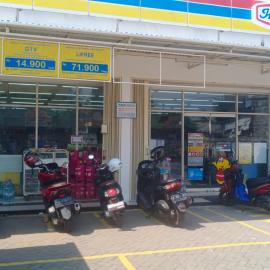 Rampok Bersenpi Satroni Minimarket di Panongan Tangerang, Gasak Motor dan Uang Rp10 juta