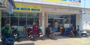 Rampok Bersenpi Satroni Minimarket di Panongan Tangerang, Gasak Motor dan Uang Rp10 juta