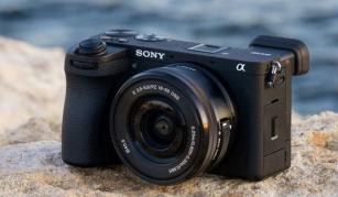 Kelebihan dan Kekurangan Kamera Sony Alpha A6700