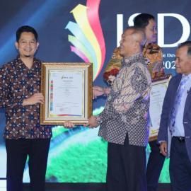 Lewat Program TJSL, PLN Banten Sabet Penghargaan Gold pada Ajang Indonesia SDG's Award 2023
