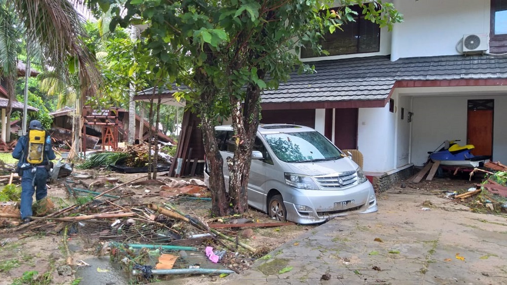 Kondisi Mutiara Carita Lokasi Terdampak Tsunami Dengan Korban