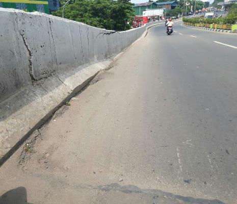 Kondisi kontruksi Flyover di Jalan Gatot Subroto, Cibodas, Kota Tangerang.