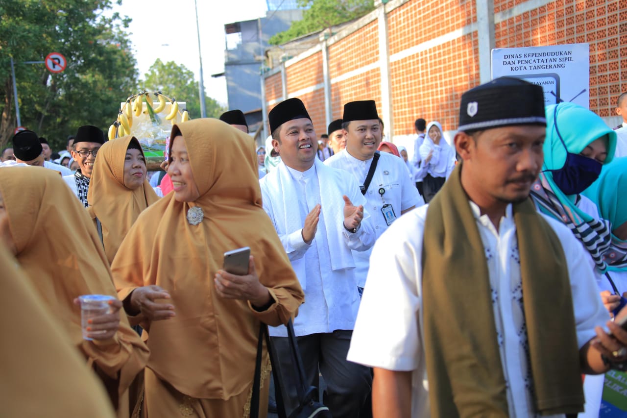 Wali Kota Tangerang Arief R. Wismansyah menghadiri Kegiatan Festival Maulid di Kampung Bekelir, Kelurahan Babakan, Kecamatan Tangerang, Kota Tangerang.