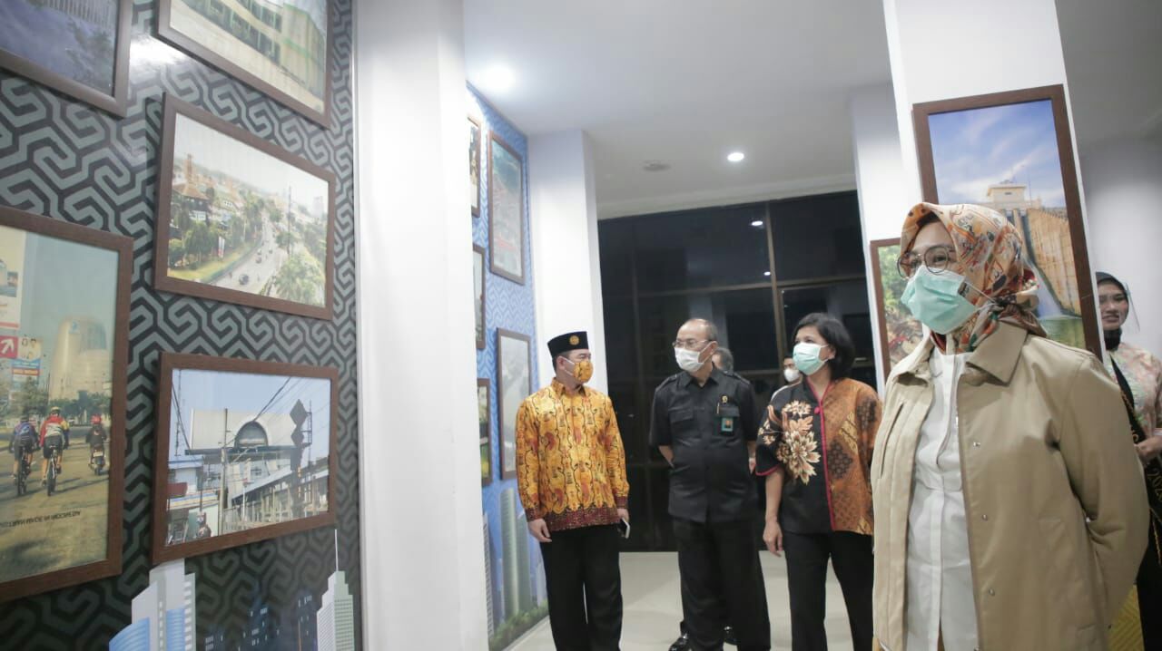 Menara Pandang 13 lantai di Pusat Pemeritahan Kota Tangerang Selatan Diresmikan Airin Rachmi Diany Wali Kota Tangsel, Rabu (9/12/2020).
