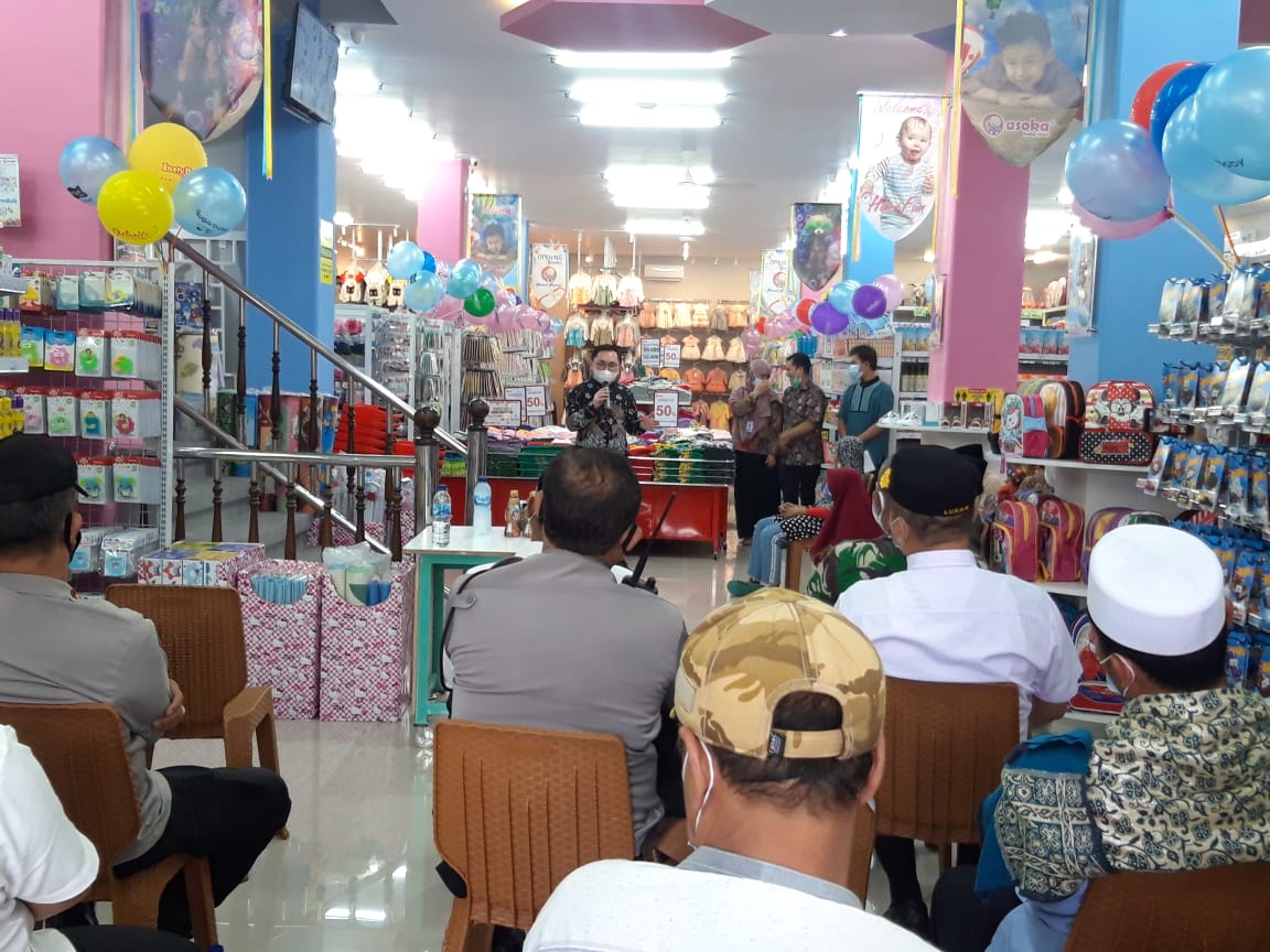 Kegiatan peresmian toko Asoka Baby Store yang berlokasi di Jalan HOS Cokroaminoto, Ciledug, Kota Tangerang, Jumat (26/3/2021).