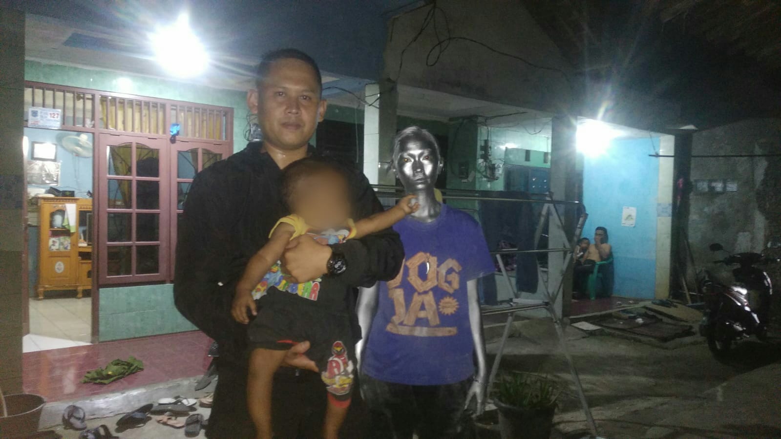 Seorang ibu dari bayi berusia 10 bulan sempat diwarnai silver di kawasan Pamulang, Tangerang Selatan.