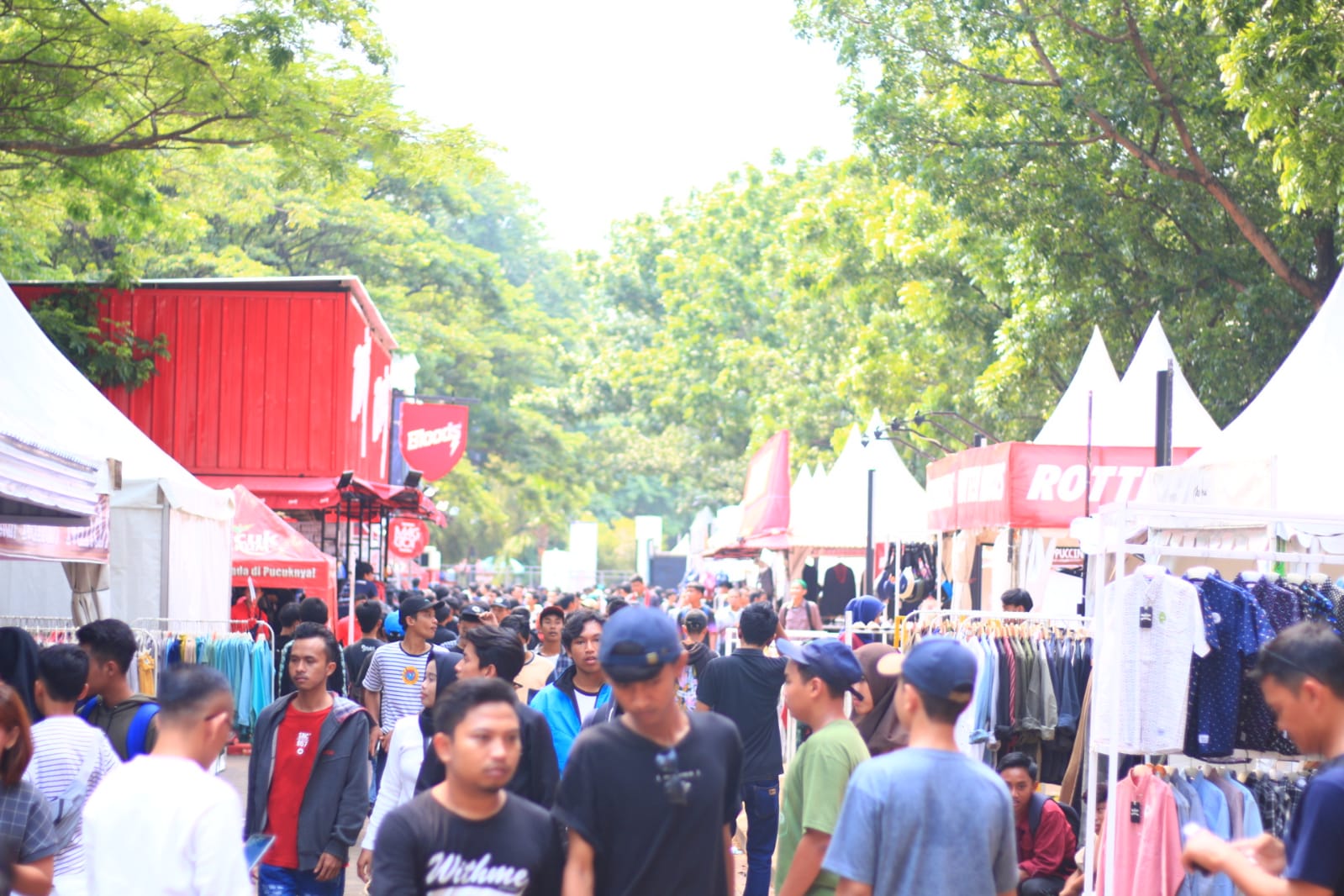 	Event tahunan Jakcloth yang di selengarakan di Cikupa, Kabupaten Tangerang.
