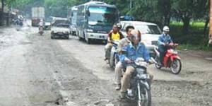 Kementerian PU Didesak Perbaiki Jalan Cilegon-Anyer