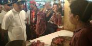 Bupati Tangerang Kampanyekan Belanja di Pasar Tradisional