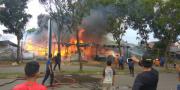 Kebakaran Landa Toko Bunga di Bintaro 