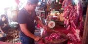 Harga Daging Sapi di Pasar Anyar Tembus Rp120 Ribu Per Kg