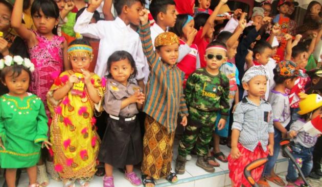 Karnaval Budaya Sepeda  Hias Ramaikan HUT RI di Ciledug  Indah Karnaval Budaya Sepeda  Hias Ramaikan HUT RI di Ciledug  Indah