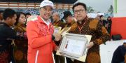 Bupati Tangerang Raih Penghargaan di Bidang Olahraga