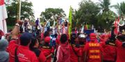 Tuntut Revisi UMK 2018, Buruh Tangerang Akan Kepung Kantor Gubernur Banten