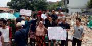 LBH Jakarta Sebut Ada Pelanggaran Hukum & HAM Soal Gusuran di Batu Ceper