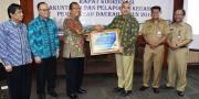 Pemkab Tangerang 10 Kali Raih WTP, Zaki Diganjar Penghargaan 