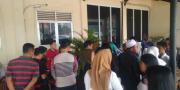 Wajib Legalisir KK untuk PPDB SMA, Warga Tangsel Membludak di Disdukcapil