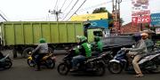 Penutupan Jalan Simpang Duren Ciputat Dikeluhkan Warga