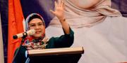 Terkesan dengan Profesi Guru, Siti Nur Azizah Sebut Guru Sebagai Penerus Tugas Kenabian
