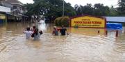 Terendam Banjir, Warga Pondok Bahar Belum Mendapat Bantuan