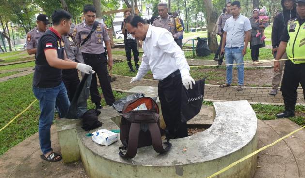 Mayat Bayi Di Dalam Tas Gegerkan Pengunjung Taman Menteng Bintaro