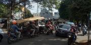 Lalu Lintas di Perempatan Shinta Tangerang Sempat Semrawut
