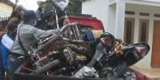 Polisi Gerebek Bengkel Motor Bodong di Pagedangan Tangerang
