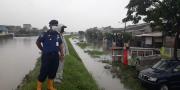 Hujan Deras Banjir Merendam Periuk Kota Tangerang