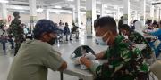 TNI Fasilitasi Masyarakat Tangsel Ikut Vaksinasi, Sediakan 2.500 Dosis