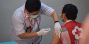 124 Petugas PMI Kota Tangerang Disuntik Vaksin Moderna